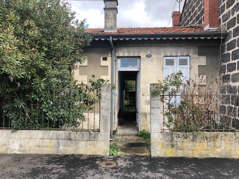 A vendre : Maison à rénover entièrement avec permis de construire bordeaux Bastide  